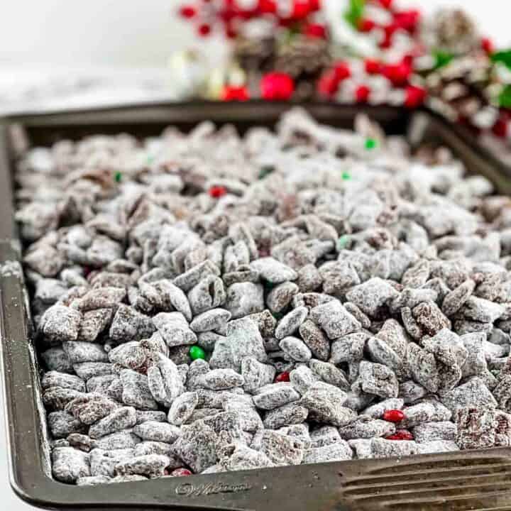 Christmas Muddy Buddies (Puppy Chow) - Winding Creek Ranch