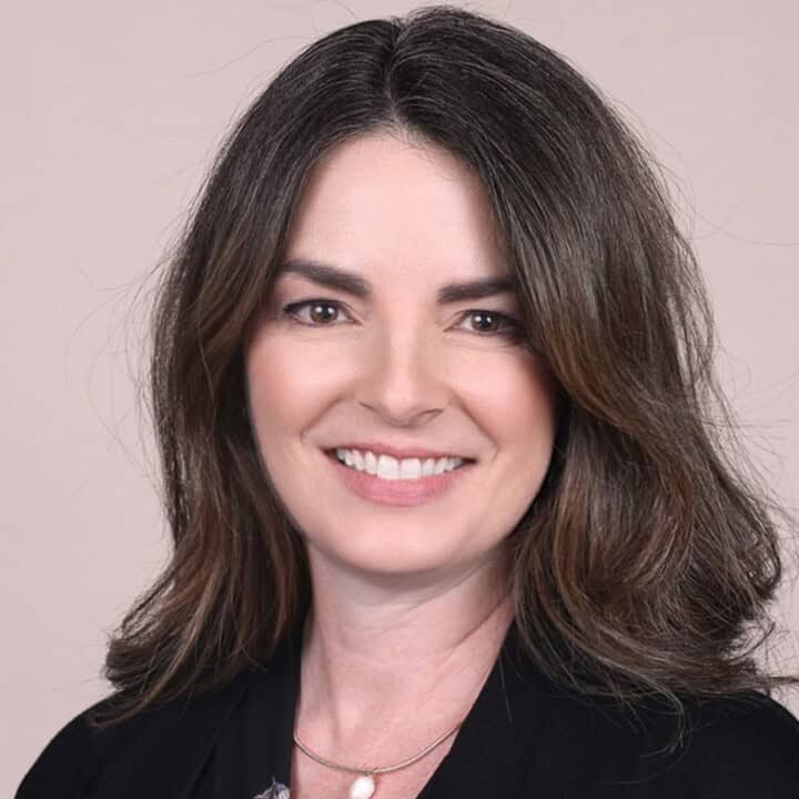 Headshot of Jeri Walker.